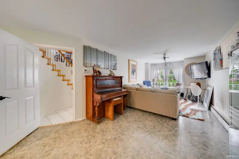12142 227 STREET - photo 3 of 33