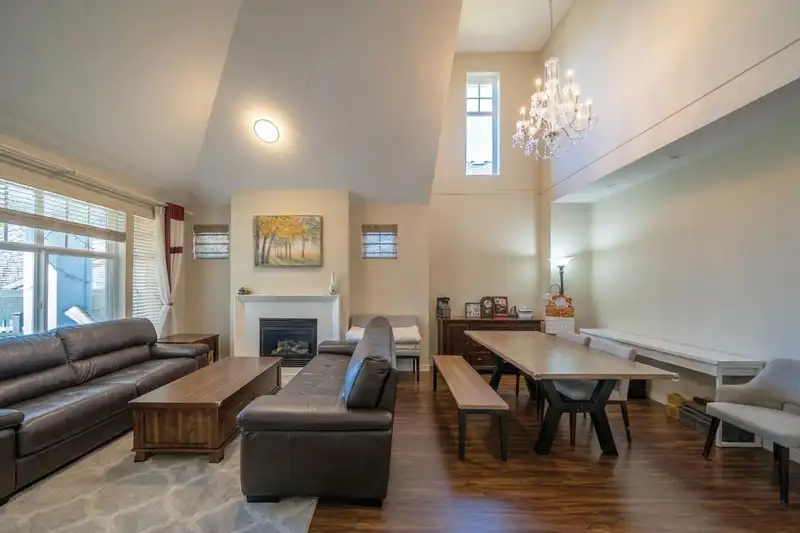 36 10500 DELSOM CRESCENT - photo 4 of 30