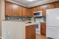 306 8880 202 STREET - thumbnail 13