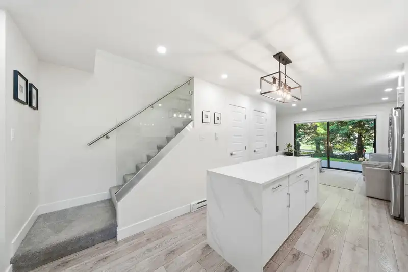 4328 GARDEN GROVE DRIVE - photo 4 of 20