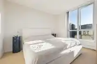 801 1833 CROWE STREET - thumbnail 14