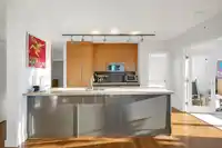 801 1833 CROWE STREET - thumbnail 9