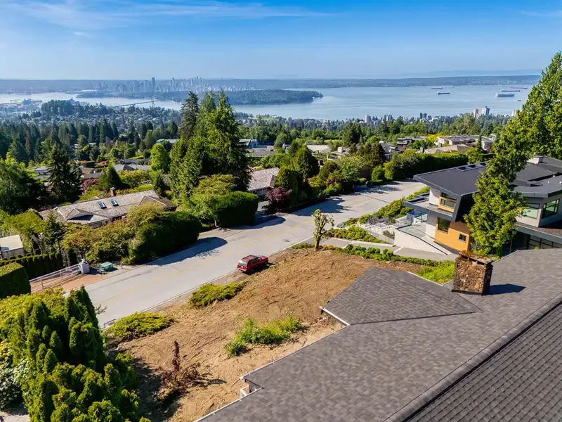 1364 CHARTWELL DRIVE - photo 4 of 13
