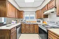 765 CLARKE ROAD - thumbnail 13