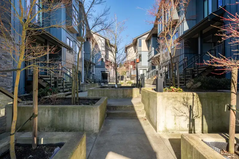 210 7131 17TH AVENUE - photo 3 of 31