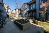 210 7131 17TH AVENUE - thumbnail 4