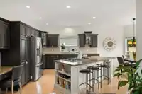 9014 207B STREET - thumbnail 11