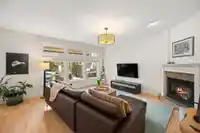 9014 207B STREET - thumbnail 4