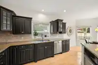 9014 207B STREET - thumbnail 8