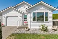 1 46244 BROOKS AVENUE - thumbnail 1