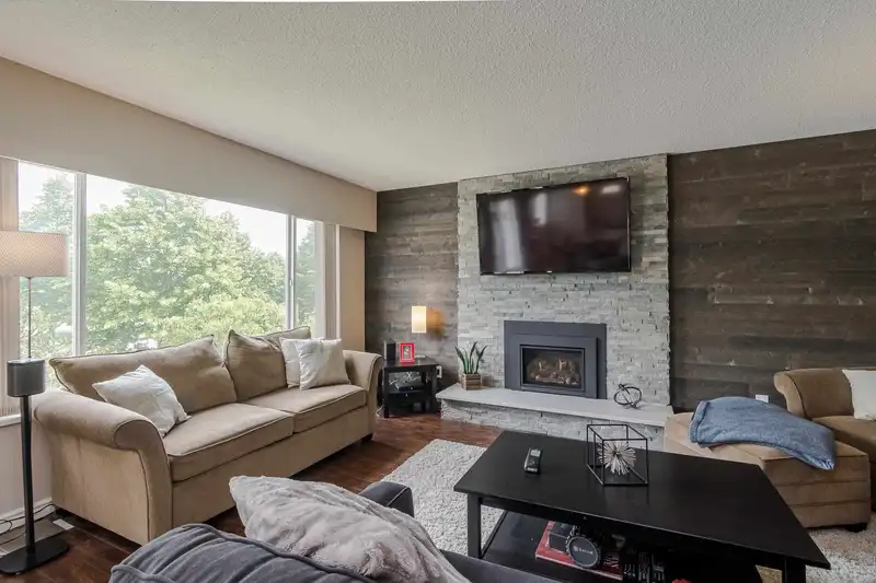 26864 27 AVENUE - photo 3 of 30