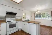 4523 KING EDWARD PLACE - thumbnail 10