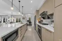 120 1350 MITCHELL STREET - thumbnail 9