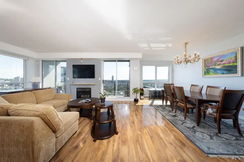 3601 1438 RICHARDS STREET - photo 4 of 35