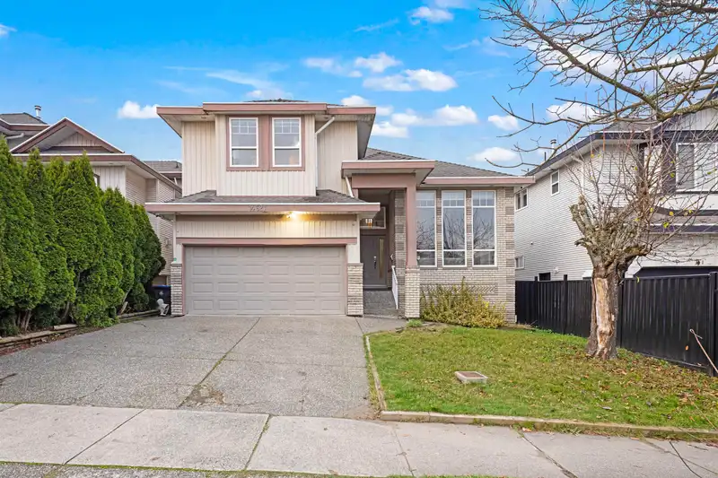 14621 81A AVENUE - photo 1 of 40