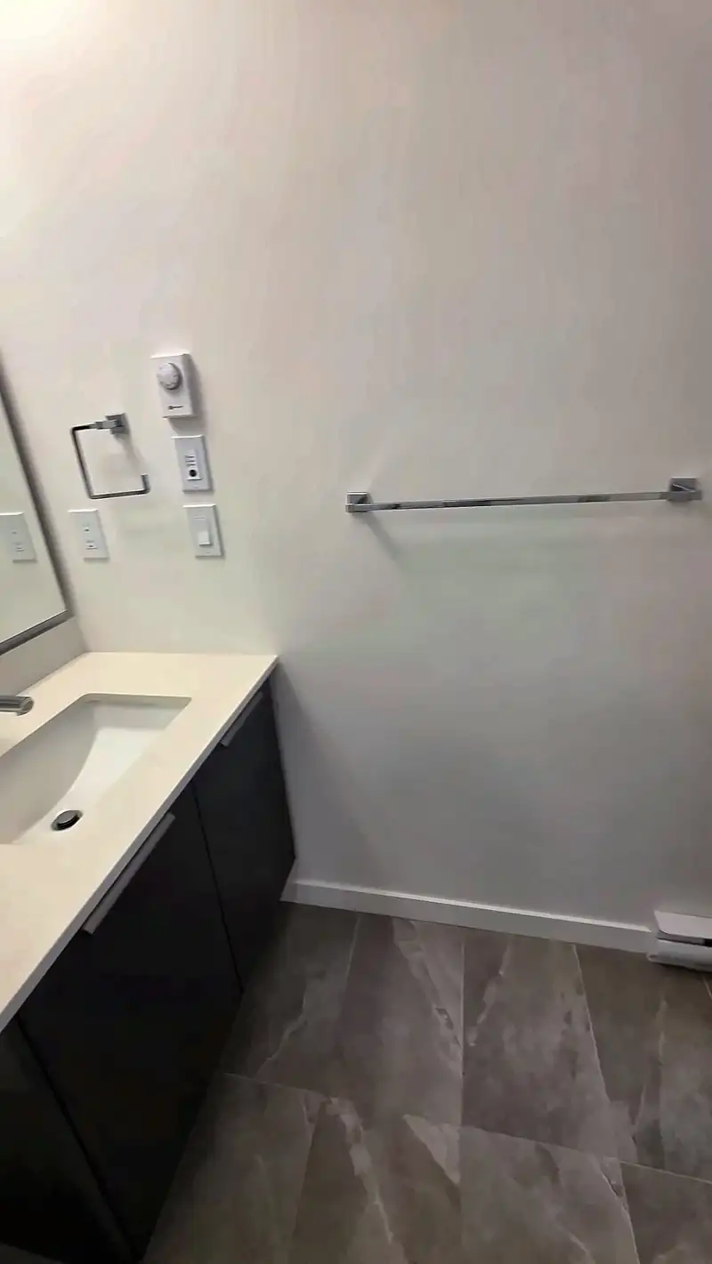 306 7936 206 STREET - photo 2 of 25