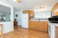 38 2270 196 STREET - thumbnail 12