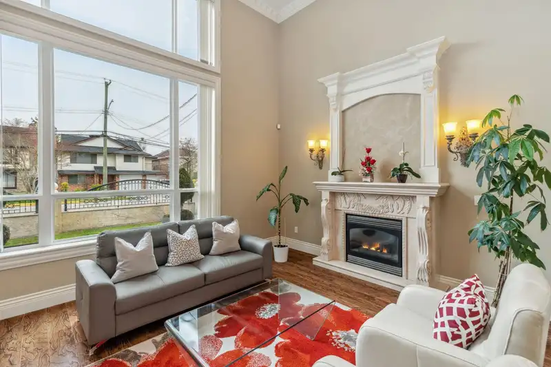10051 LEONARD ROAD - photo 4 of 38