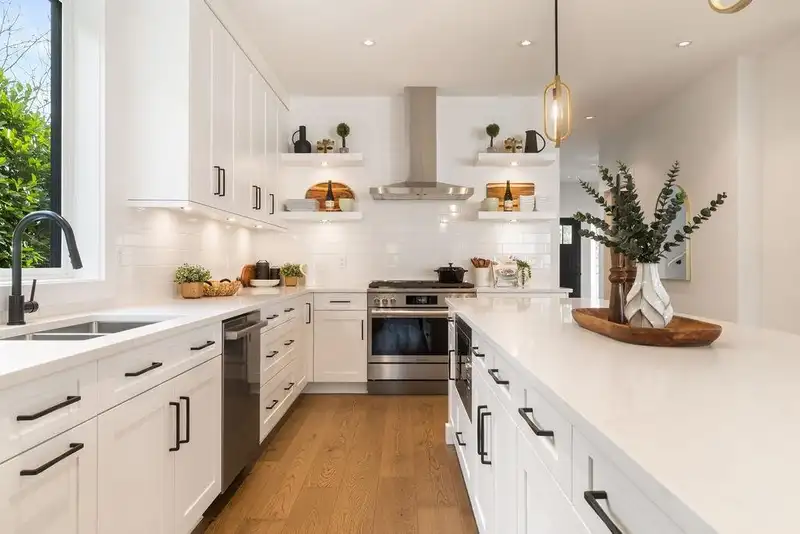 338 W 24TH STREET - photo 2 of 35