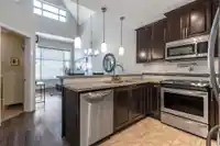 623 8157 207 STREET - thumbnail 5