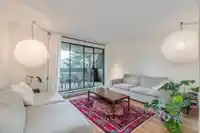 102 2458 YORK AVENUE - thumbnail 2