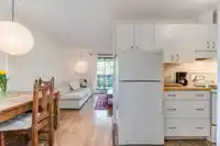 102 2458 YORK AVENUE - thumbnail 5