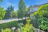 79 7831 GARDEN CITY ROAD - thumbnail 24