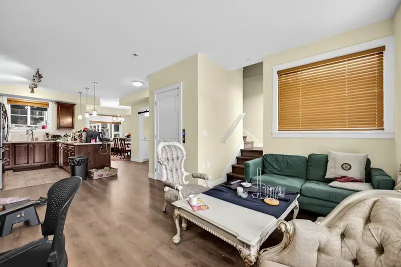 9 8567 204 STREET - photo 3 of 36