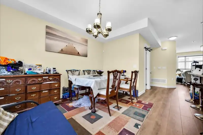 9 8567 204 STREET - photo 4 of 36