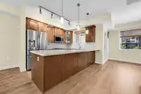 9 8567 204 STREET - thumbnail 5