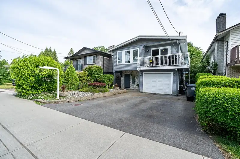 1868 COQUITLAM AVENUE - photo 2 of 34