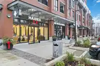 601 8353 200A STREET - thumbnail 22