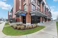 601 8353 200A STREET - thumbnail 23