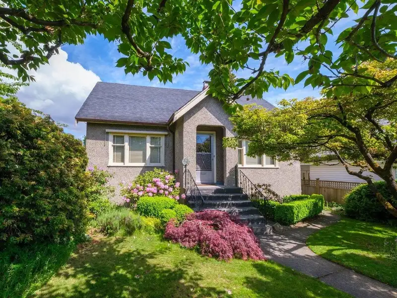 8510 MONTCALM STREET - photo 1 of 40