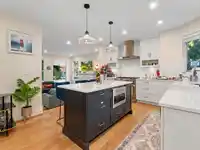 8042 197 STREET - thumbnail 8