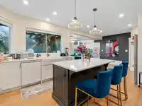 8042 197 STREET - thumbnail 10