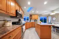 9256 203 STREET - thumbnail 16