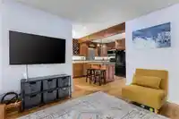 7360 TOBA PLACE - thumbnail 6