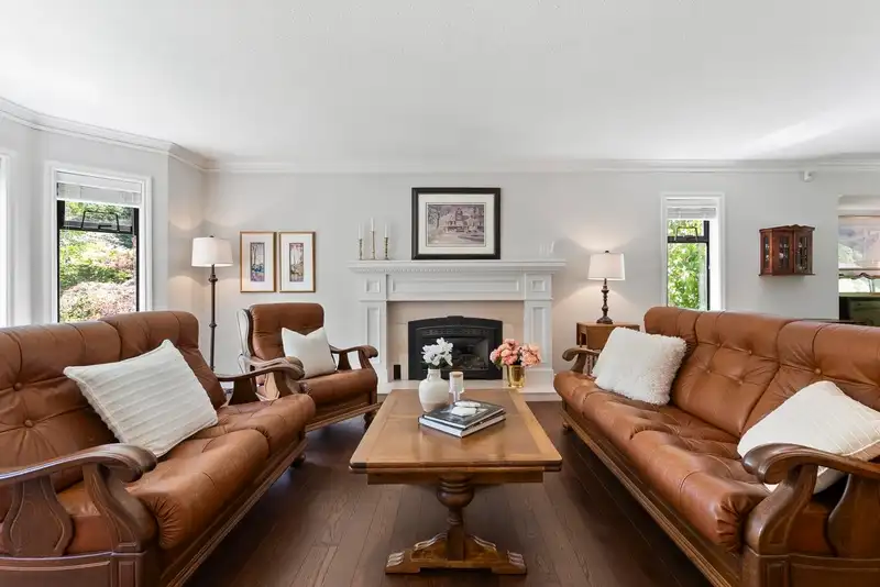 9927 RATHBURN DRIVE - photo 2 of 40
