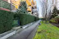 170 8328 207A STREET - thumbnail 18