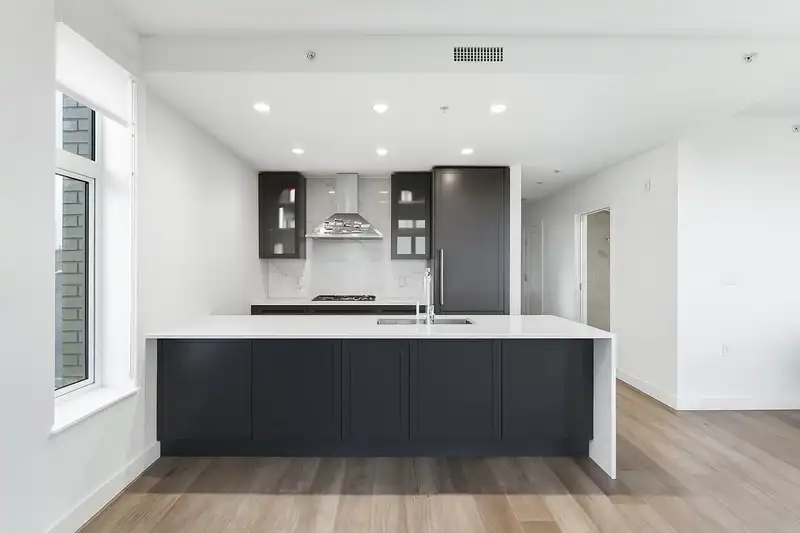 403 5733 ALBERTA STREET - photo 4 of 27
