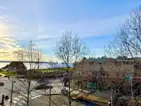 209 1355 BELLEVUE AVENUE - thumbnail 2