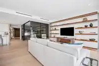 209 1355 BELLEVUE AVENUE - thumbnail 15