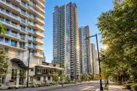 809 13750 100 AVENUE - thumbnail 1