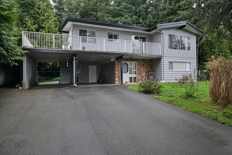5527 148 STREET - photo 1 of 32