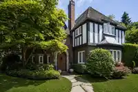 4576 CONNAUGHT DRIVE - thumbnail 2