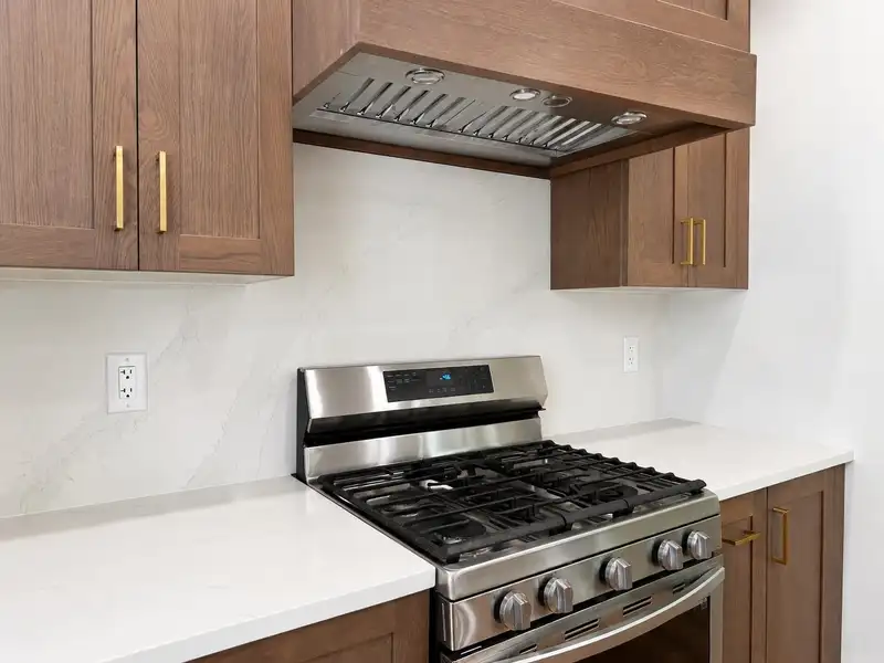 4843 7A AVENUE - photo 3 of 21