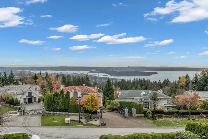 1525 ERRIGAL PLACE - photo 2 of 40