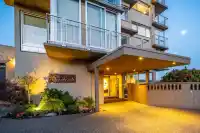 301 150 24TH STREET - thumbnail 3