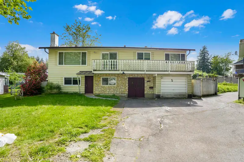 13312 SUTTON PLACE - photo 1 of 21